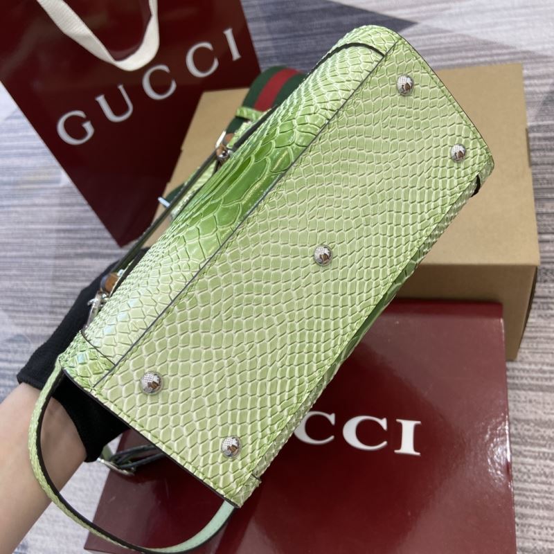Gvc*1 tote bags